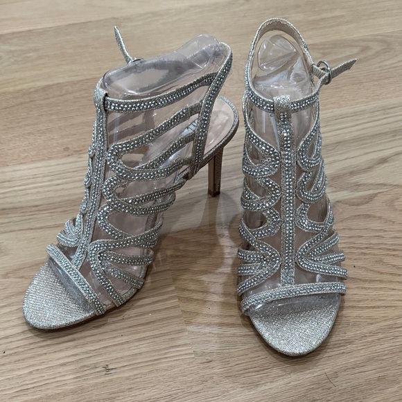 INC International Concepts Glittering Silver Heels - Picture 1 of 4